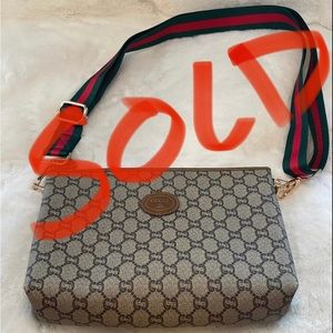 Gucci Plus PVC Leather crossbody/ Fanny pack/ shoulder bag